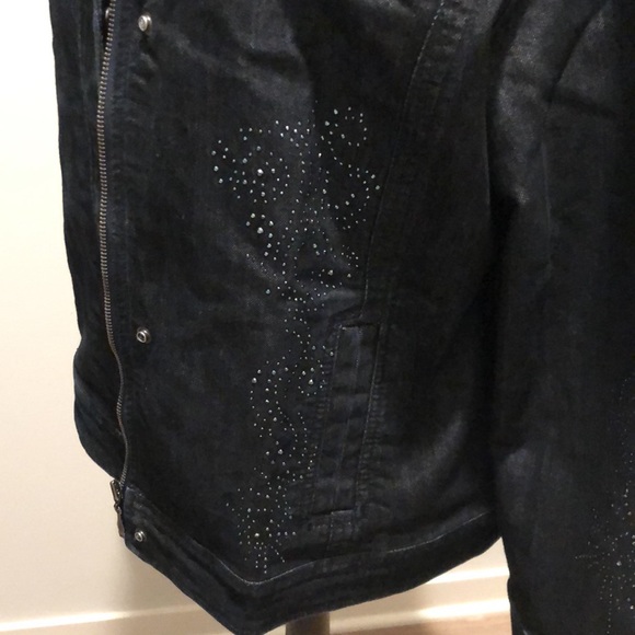 Chico’s Platinum Jean Jacket Rhinestone Embellished Size Large - Picture 5 of 16